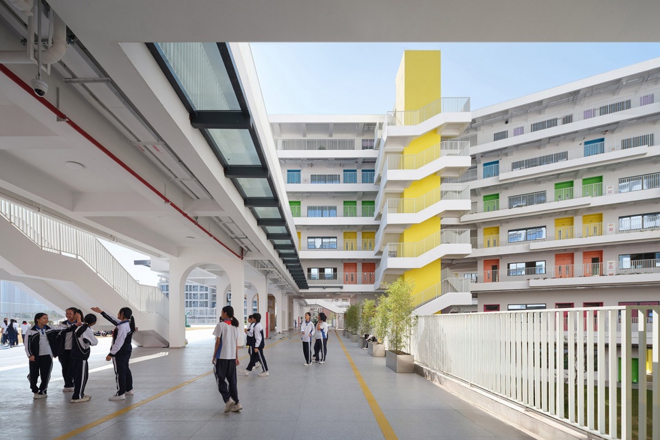 Design of Shenzhen Longhua Foreign Languages School