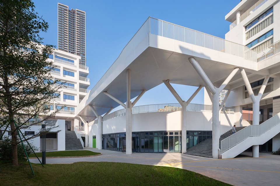 Design of Shenzhen Longhua Foreign Languages School