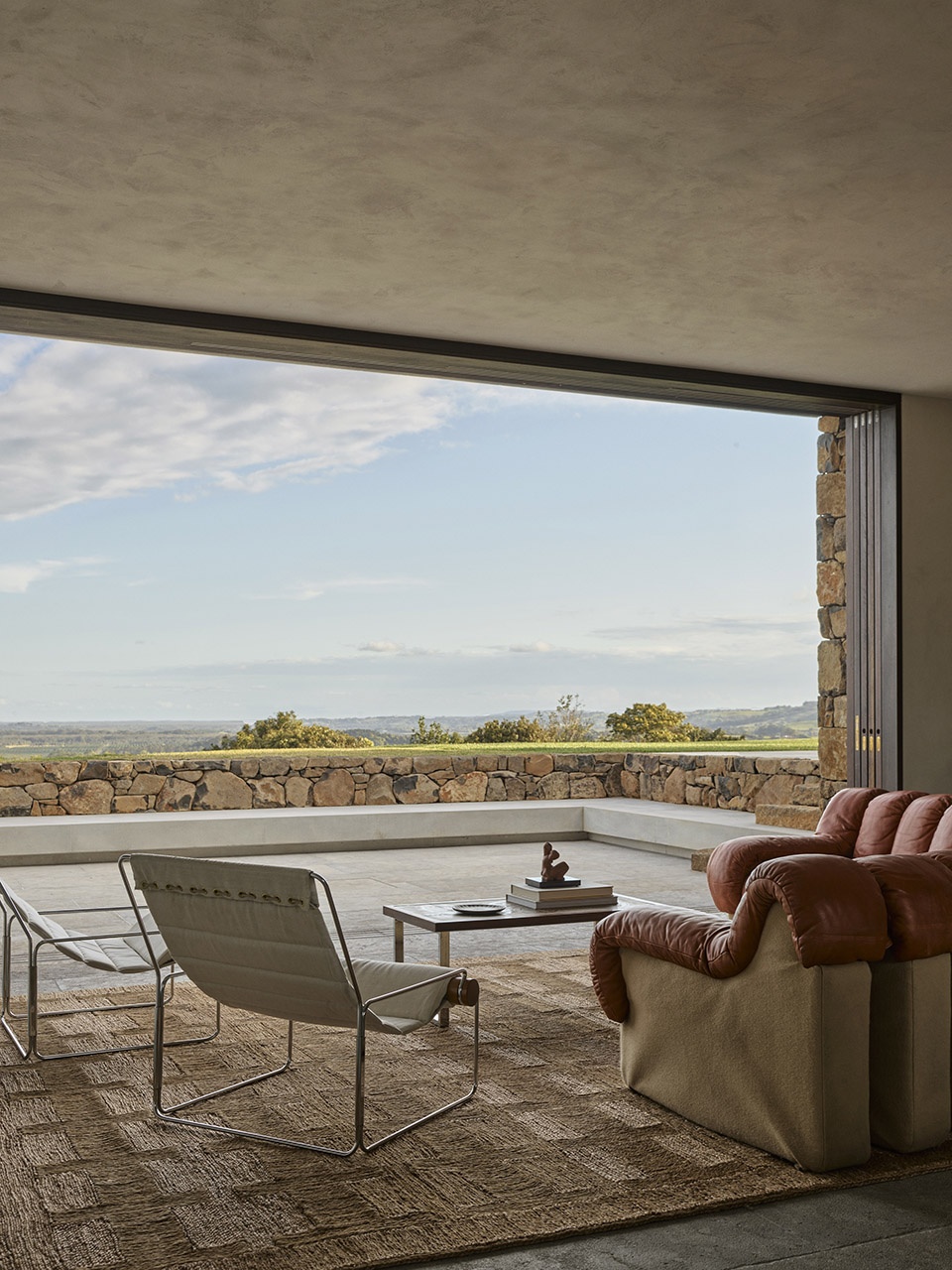 byron hinterland house by tigmi design studio