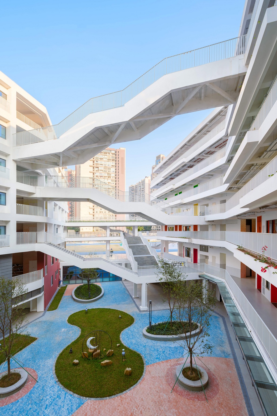 Design of Shenzhen Longhua Foreign Languages School