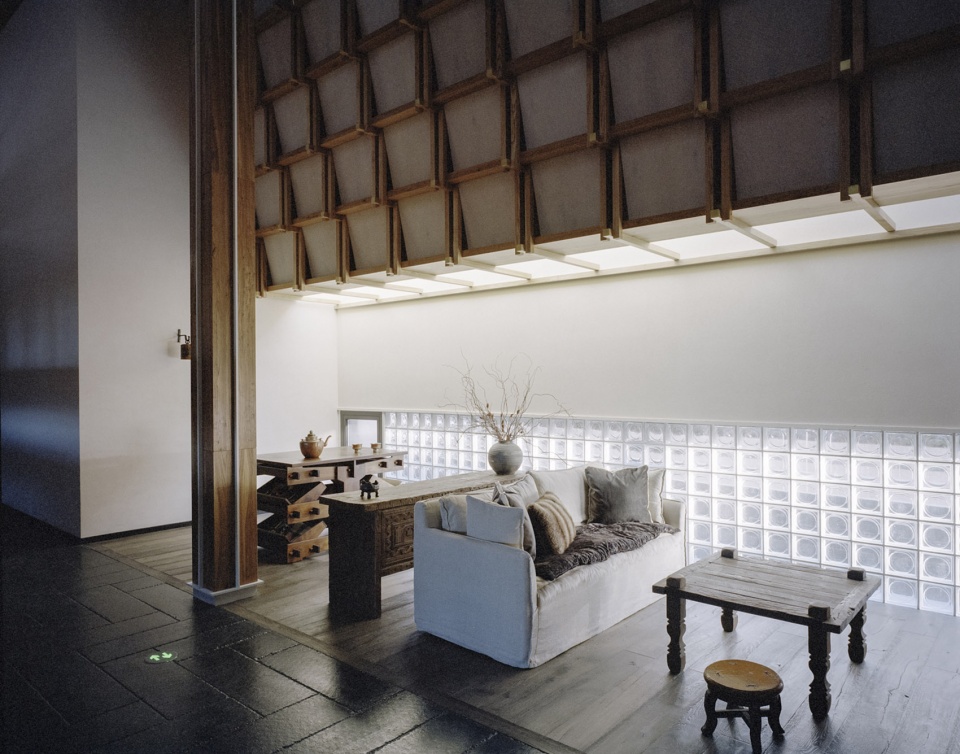 kawagebo snow mountain hotel by moguang studio