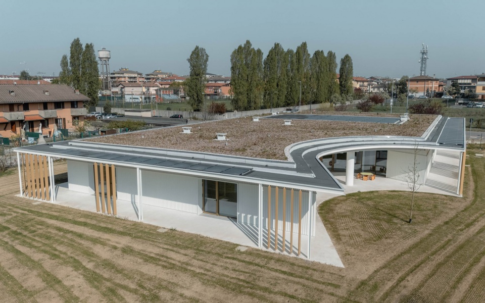new nursery school in bergamo by studio capitanio architetti