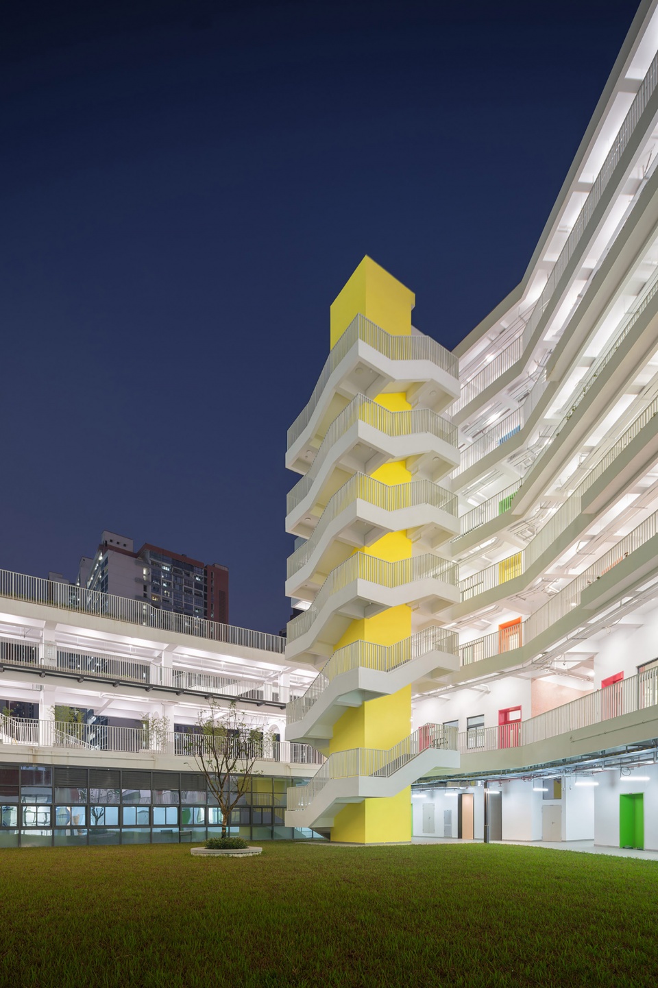 Design of Shenzhen Longhua Foreign Languages School