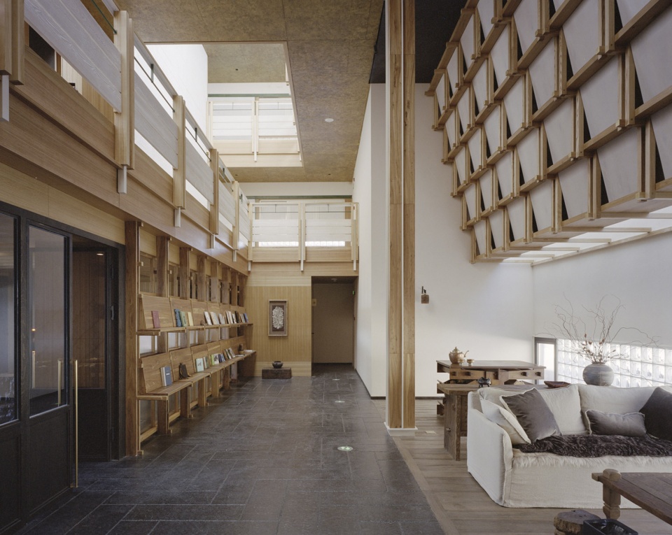 kawagebo snow mountain hotel by moguang studio