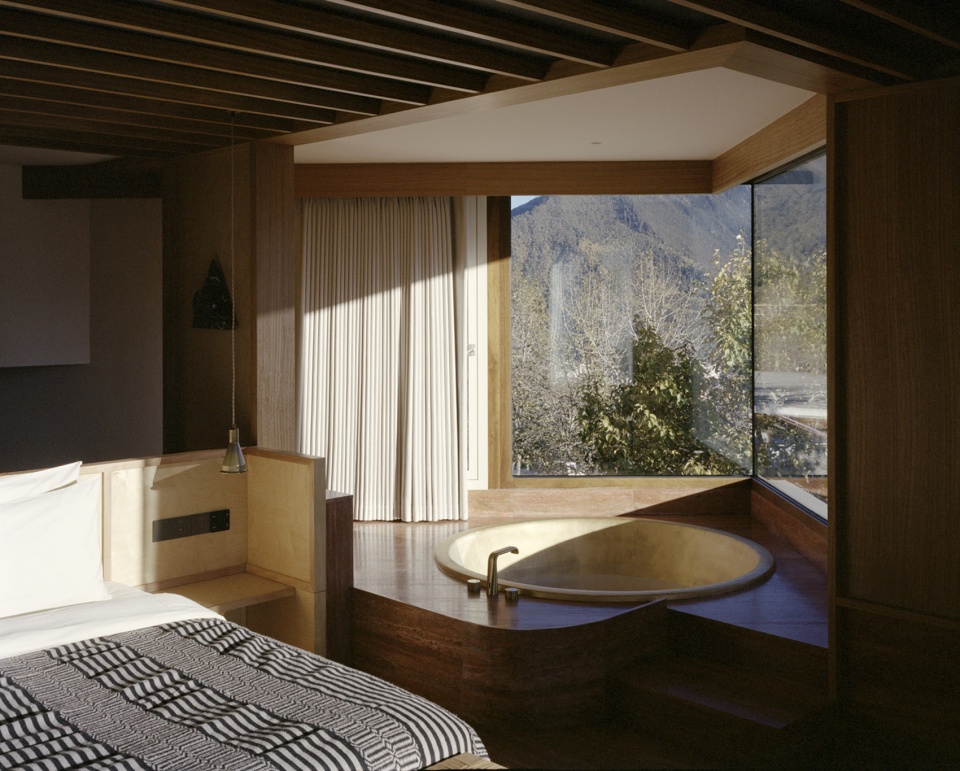 kawagebo snow mountain hotel by moguang studio