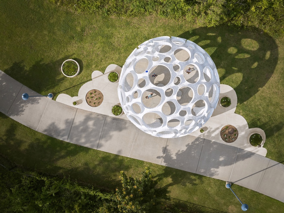 moonrise by marc fornes theverymany
