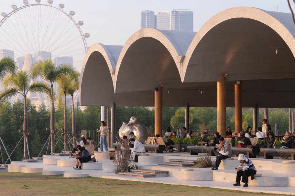 Waterfront Landscape Design of the Estuary Section of Qianhai Central River in Shenzhen by Original Design Studio TJAD