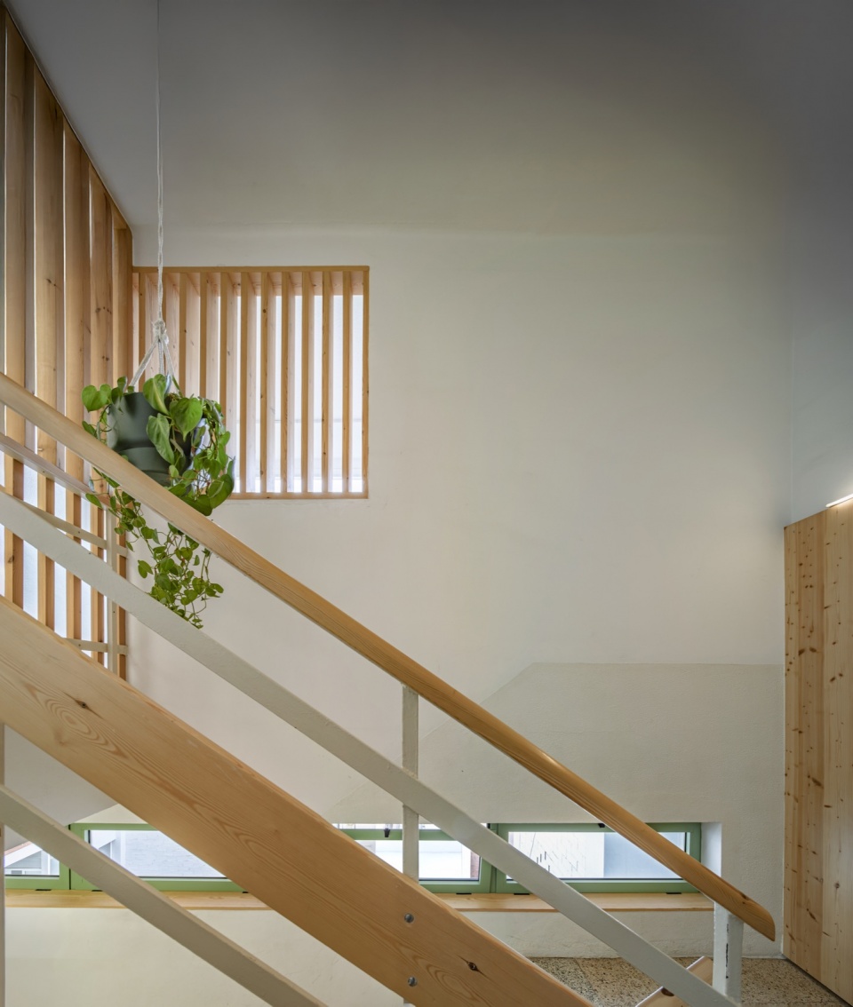 santa eulalia school in cornella by sau taller darquitectura