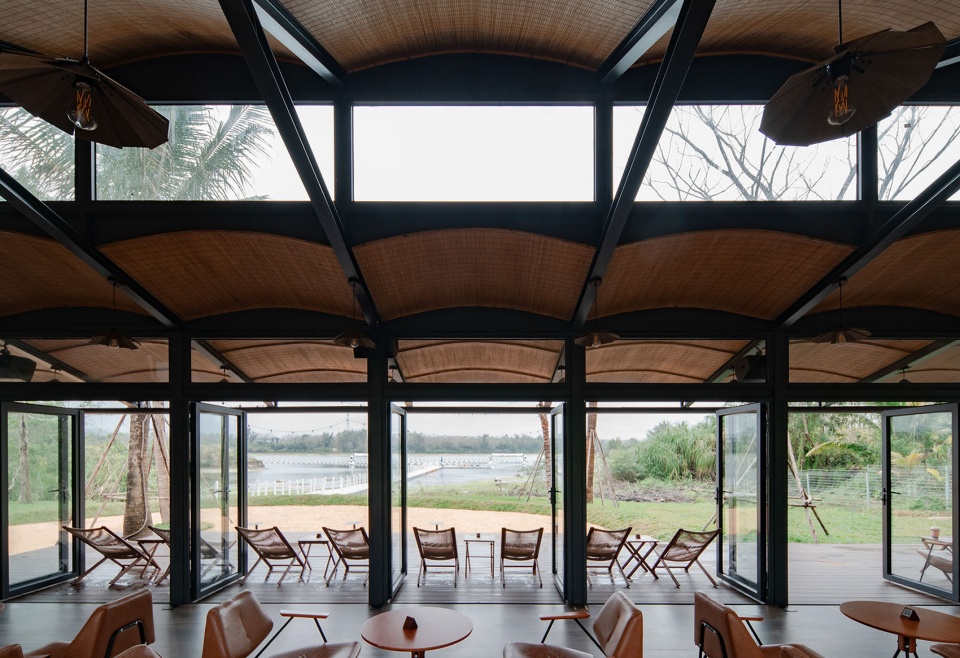 Luxefarm Waterbird Park
