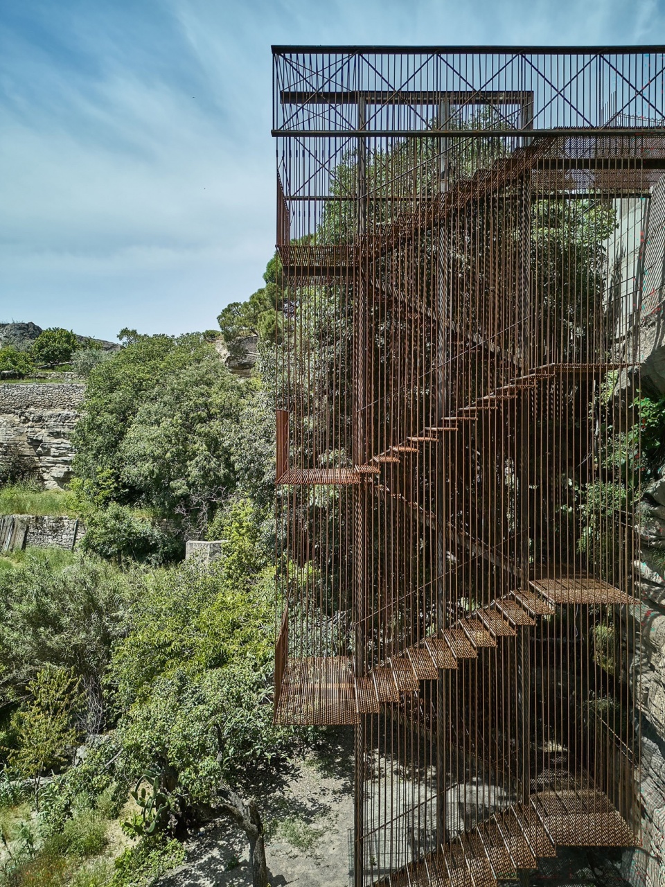 Landscape staircase in la Vall del Paradis by Comas Pont arquitectes