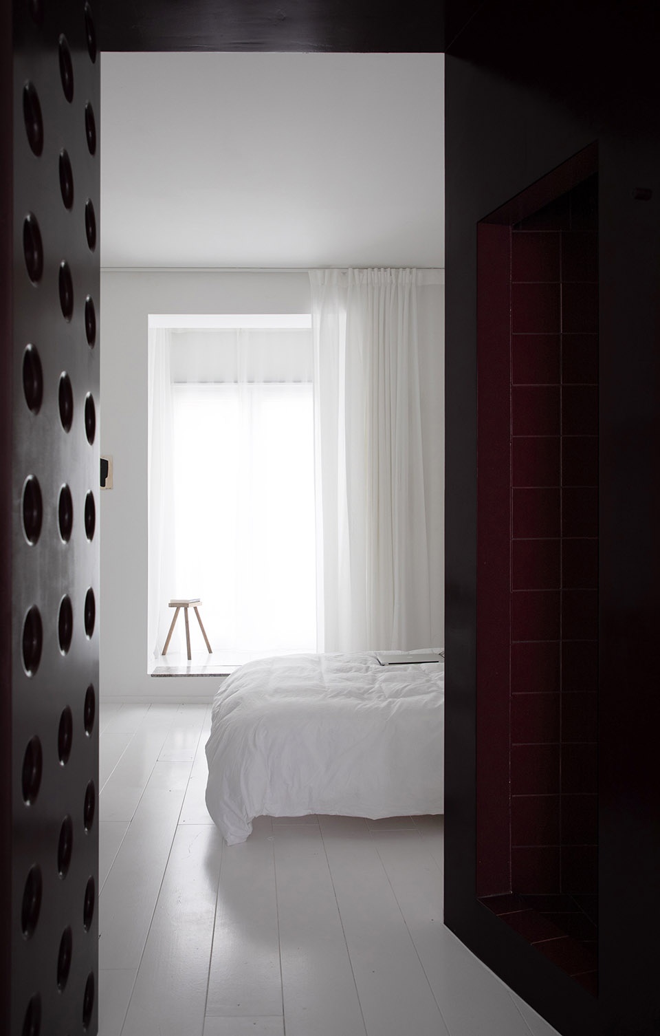 flat refurbishment in brussels by estate estate architects