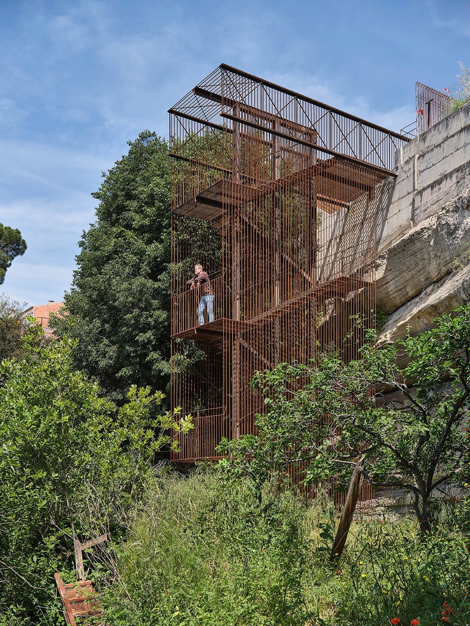 Landscape staircase in la Vall del Paradis by Comas Pont arquitectes