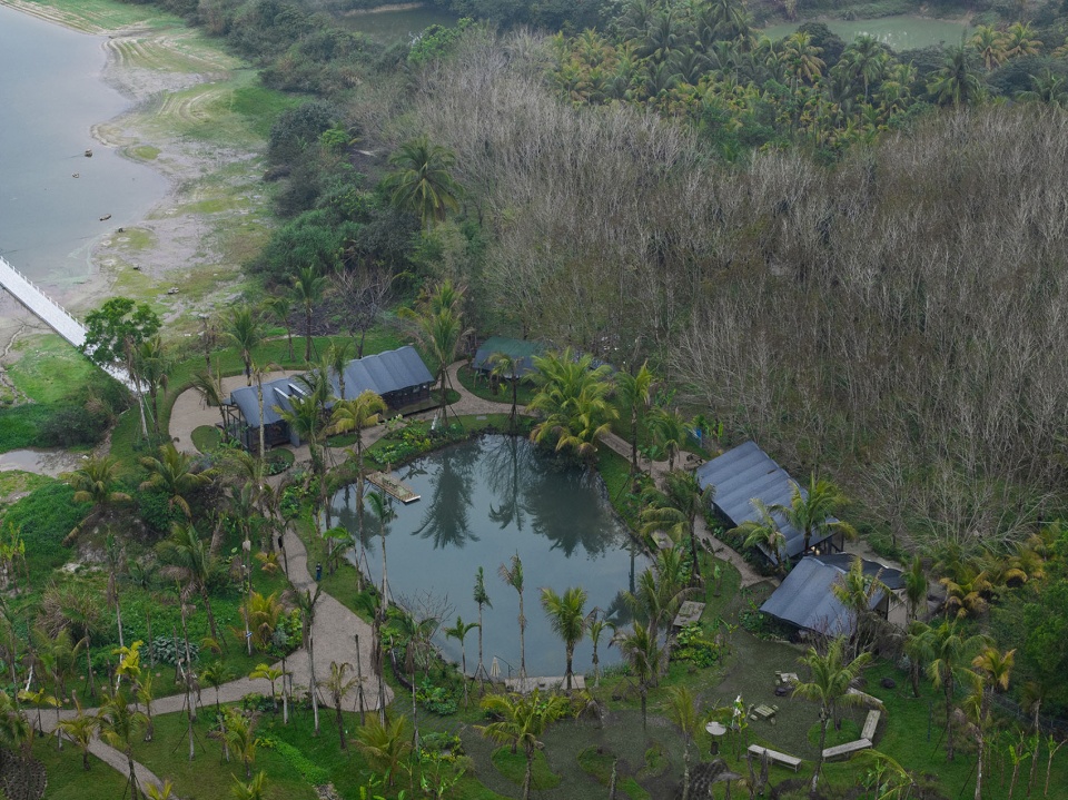 Luxefarm Waterbird Park