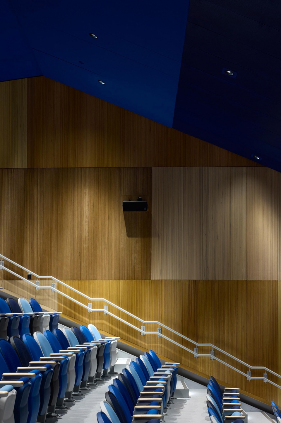 la caserne by sbta inc delort et brochu architectes