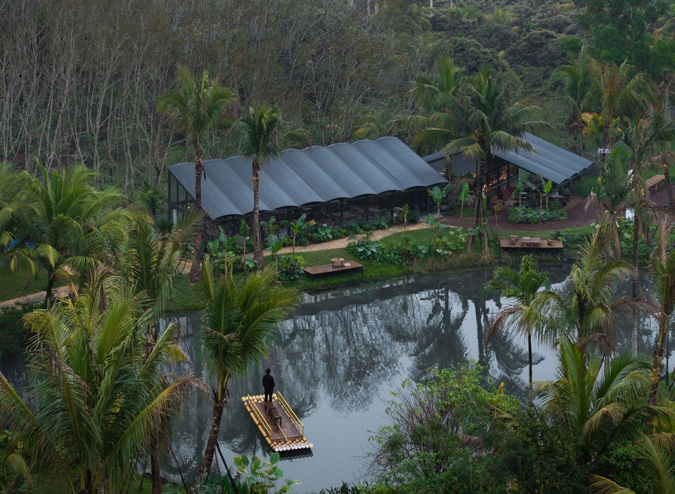 Luxefarm Waterbird Park