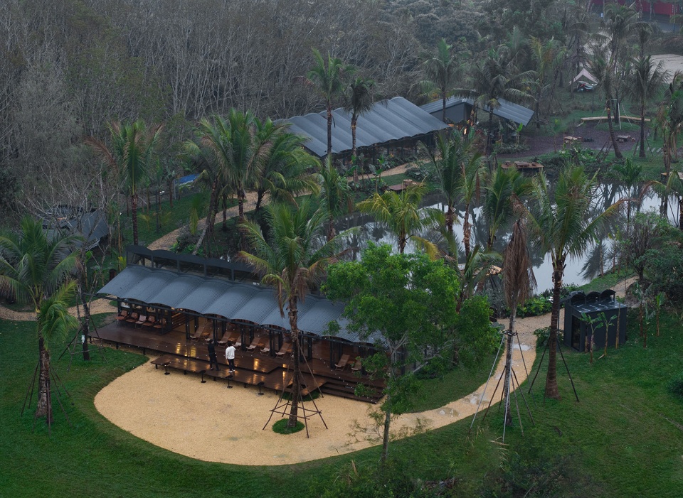 Luxefarm Waterbird Park