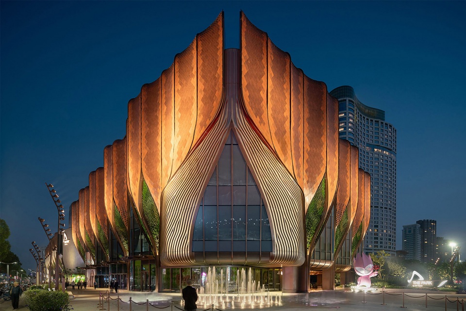 the park k11 facade design by lead