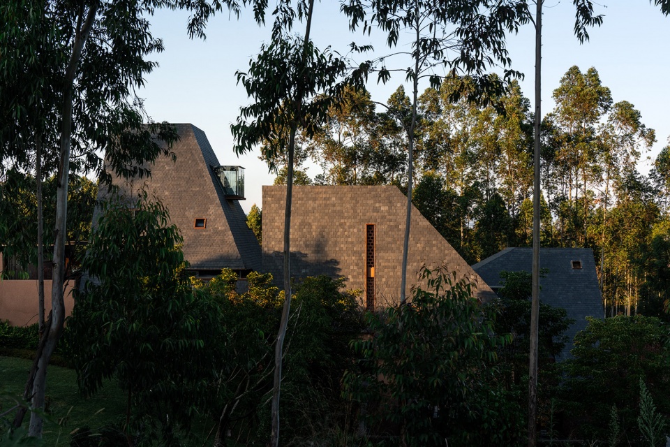 red valley dwellings by fanhao meng line