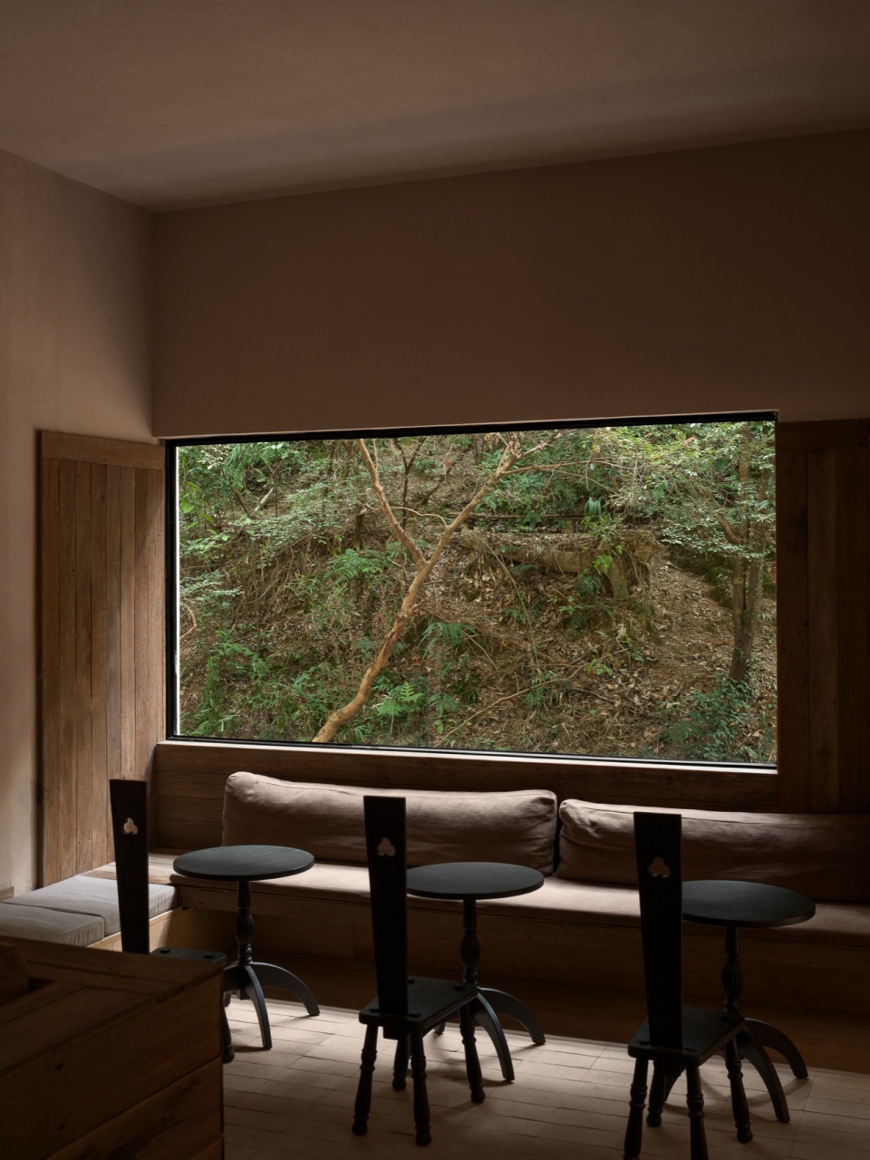 chunshan qiushui cafe by fusion design