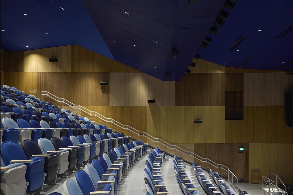 la caserne by sbta inc delort et brochu architectes