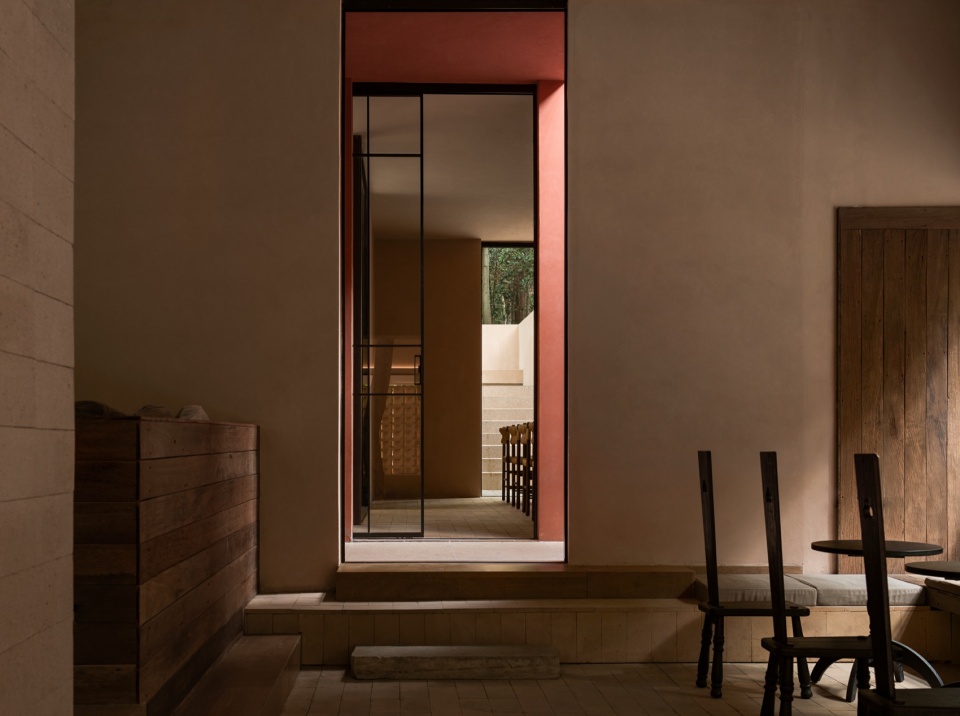 chunshan qiushui cafe by fusion design