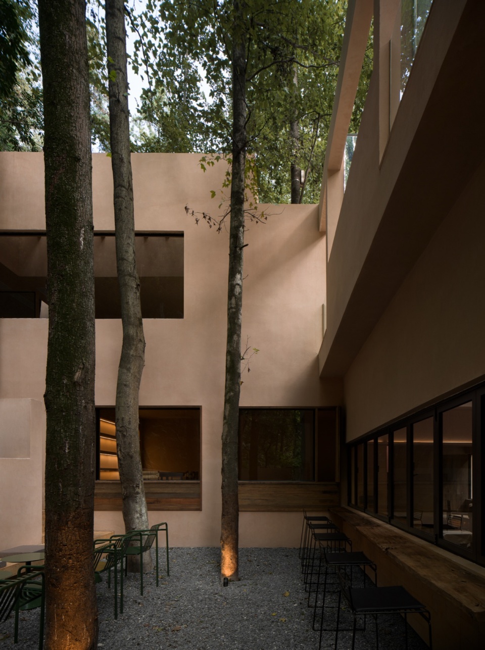 chunshan qiushui cafe by fusion design
