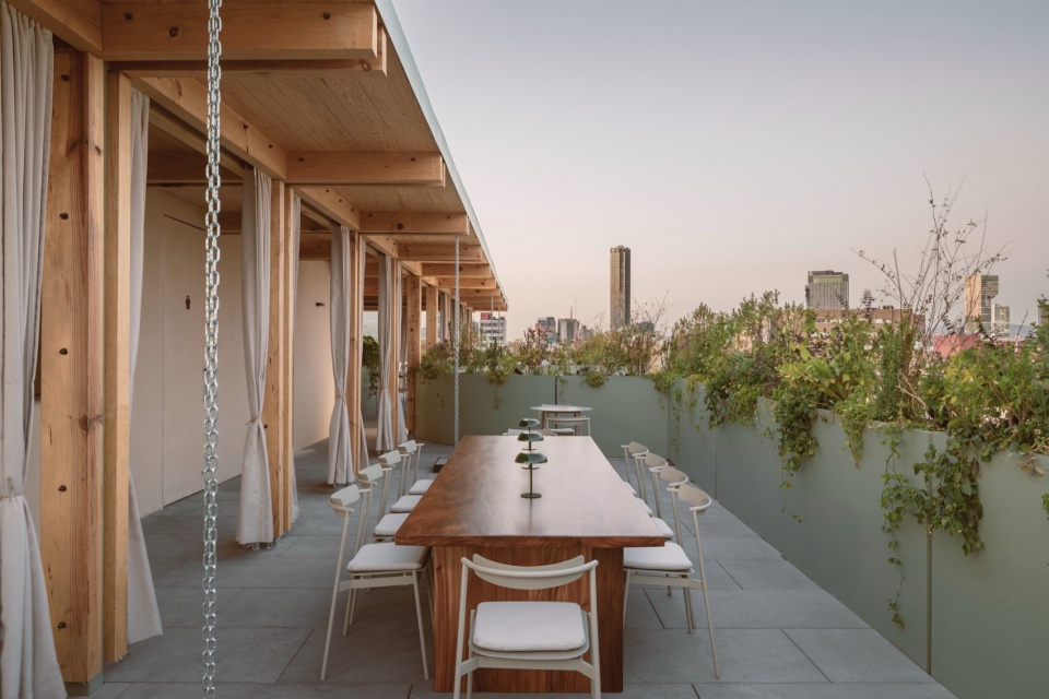 ONTO alvaro Obregon by CRB Arquitectos