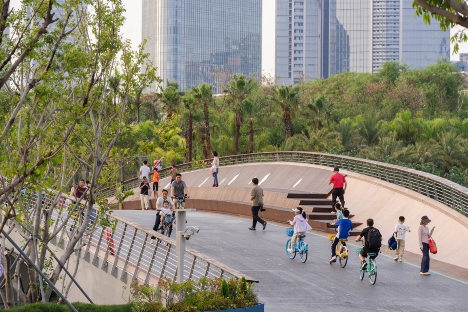 Waterfront Landscape Design of the Estuary Section of Qianhai Central River in Shenzhen by Original Design Studio TJAD