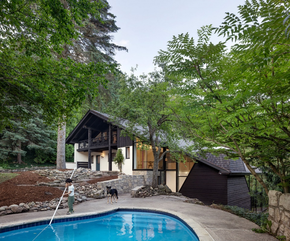 Belfountain House