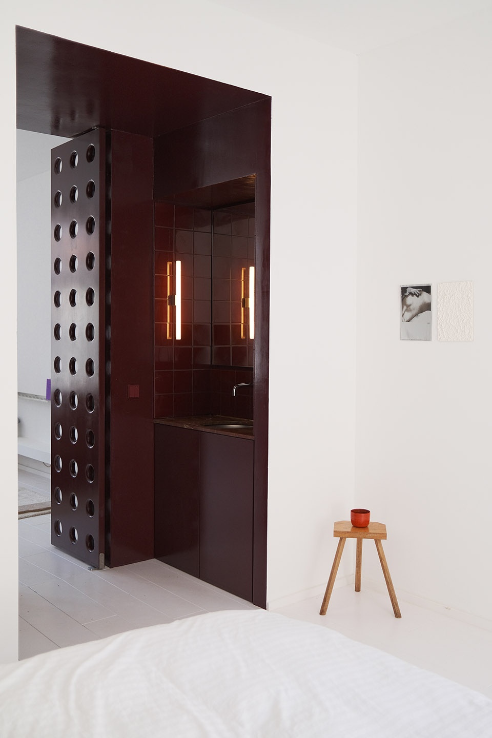 flat refurbishment in brussels by estate estate architects