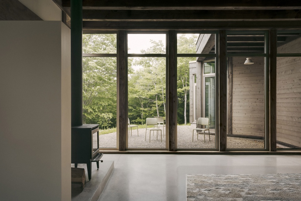 sono by atelier carle