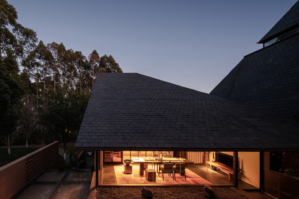 red valley dwellings by fanhao meng line