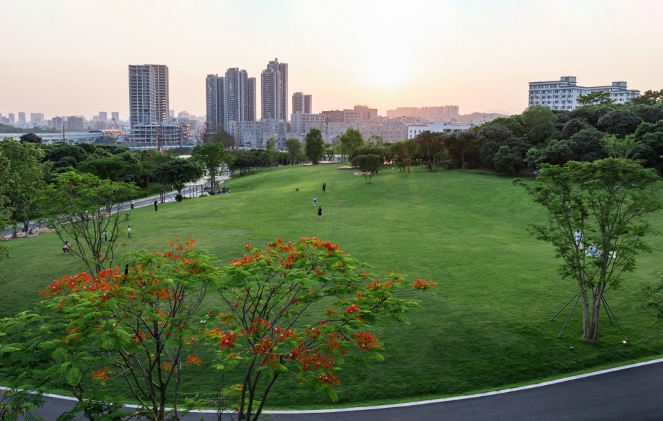 Shenzhen Guangming Science Park by Guangzhou SPI Design Surbana Jurong Consultants