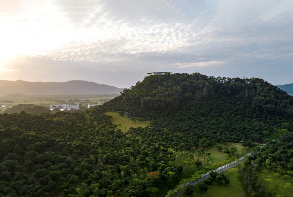 Shenzhen Guangming Science Park by Guangzhou SPI Design Surbana Jurong Consultants