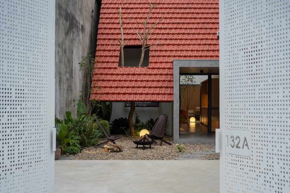 nam da house by 24minimalist architecture