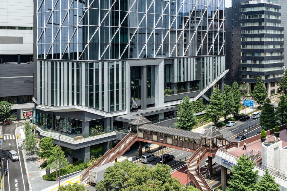 SHIBUYA AXSH
