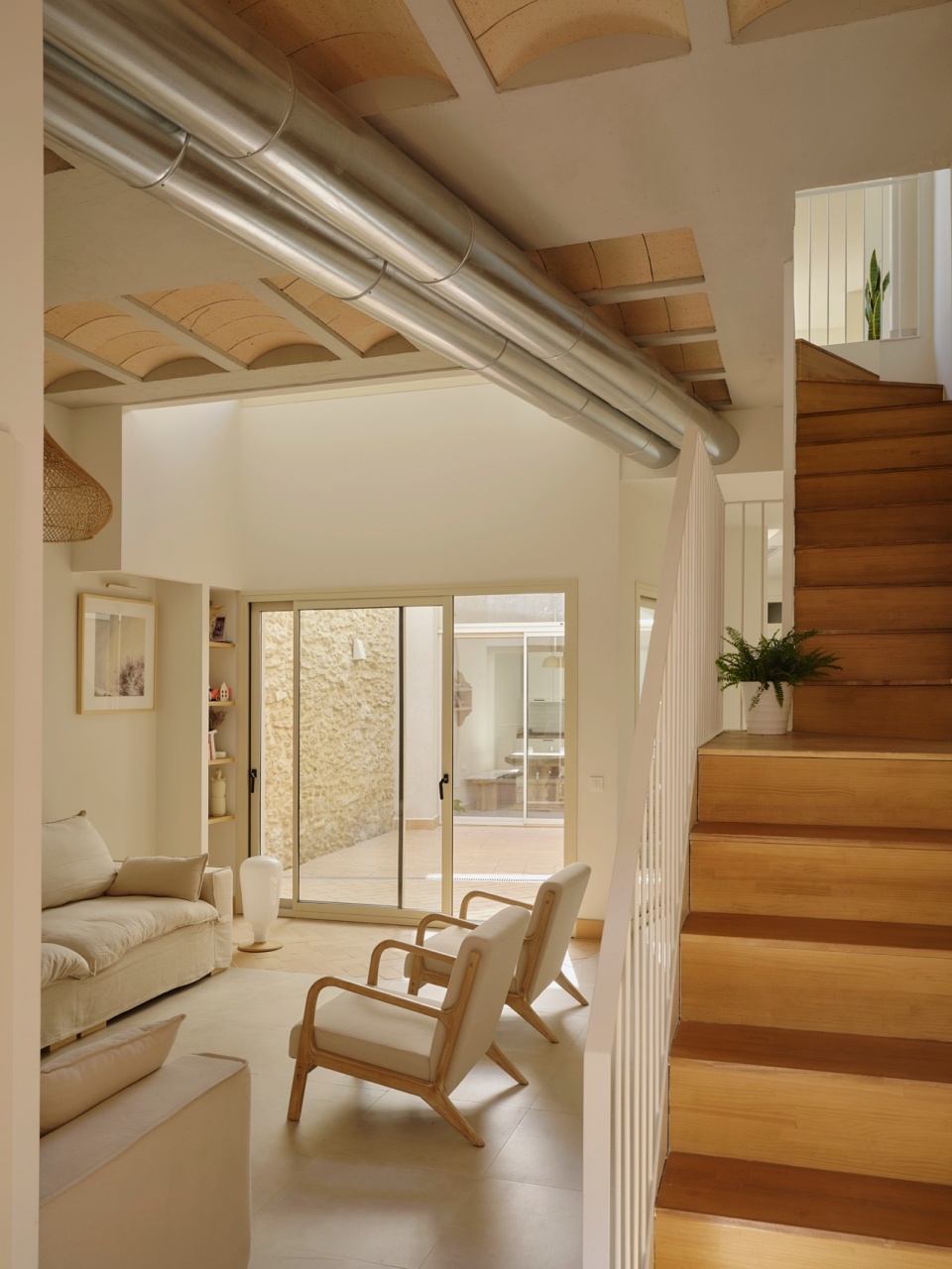 house for piano and violin by endalt arquitectes josep eixeres