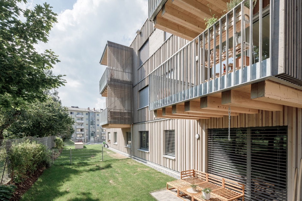 Living in Timber Structures
