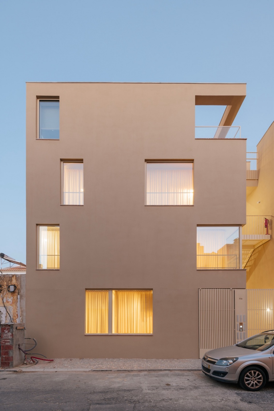 Mustard building by Aurora Architects Furo