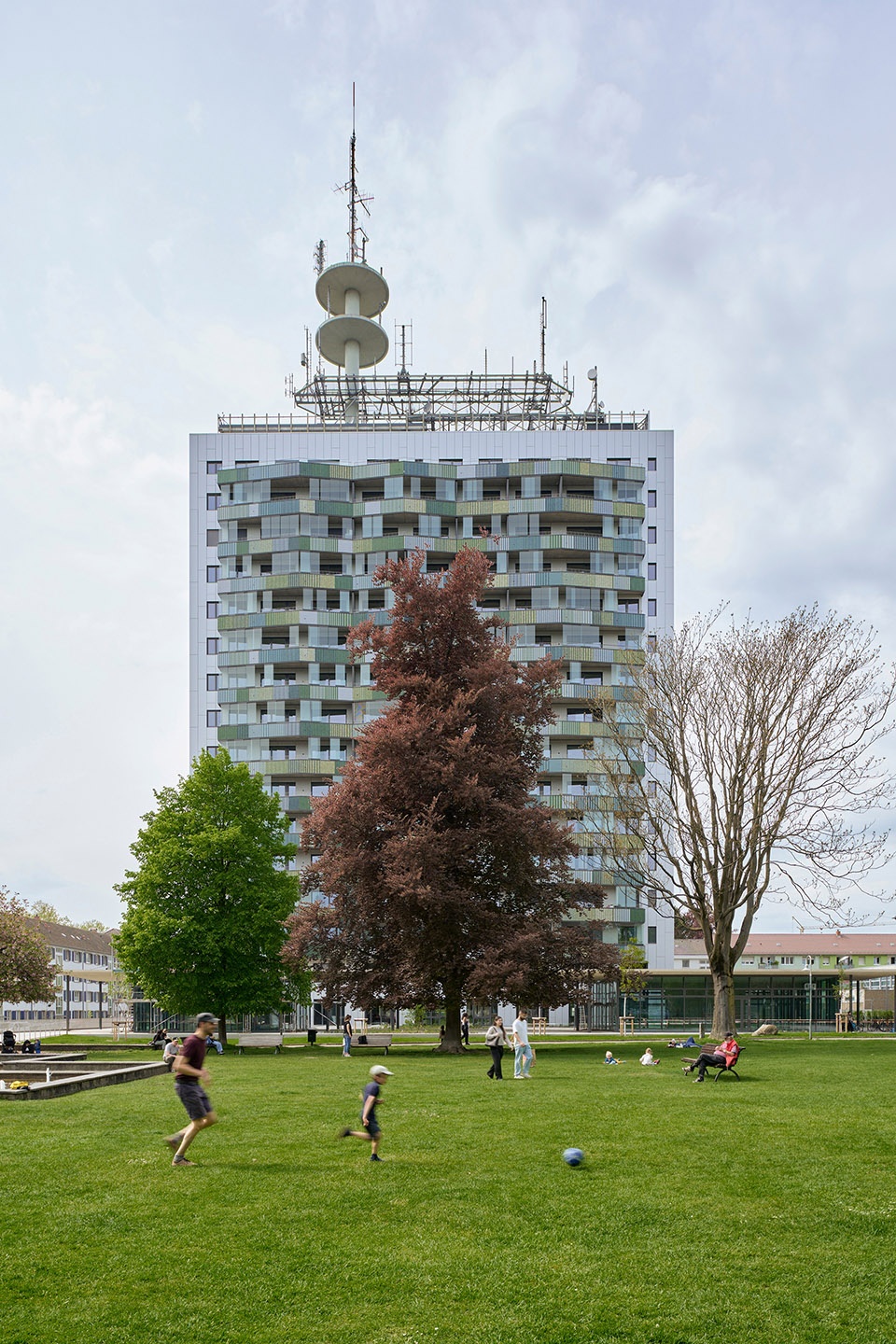 konstanz telekom tower by sauerbruch hutton