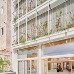 桑茨社会中心，巴塞罗那 / Laos Arquitectura + Mercè Zazurca Codolà + César Sánchez Medrano