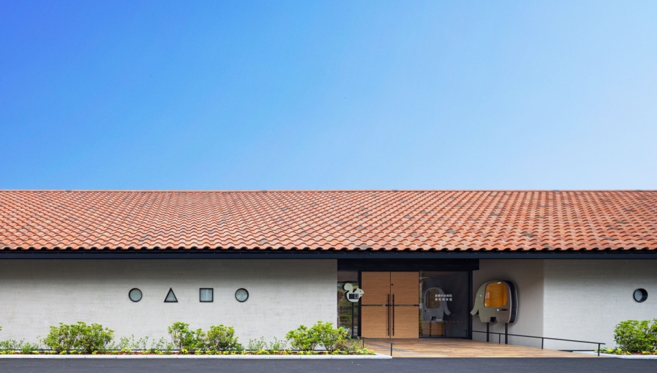 kurashiki central hospital miwa nursery school by nikken sekkei