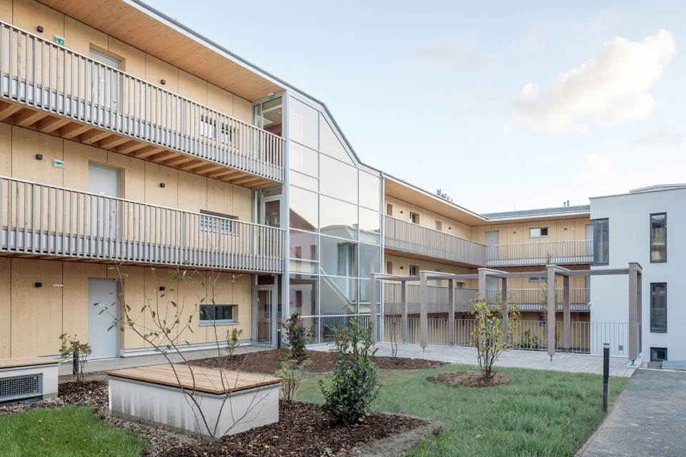 Living in Timber Structures