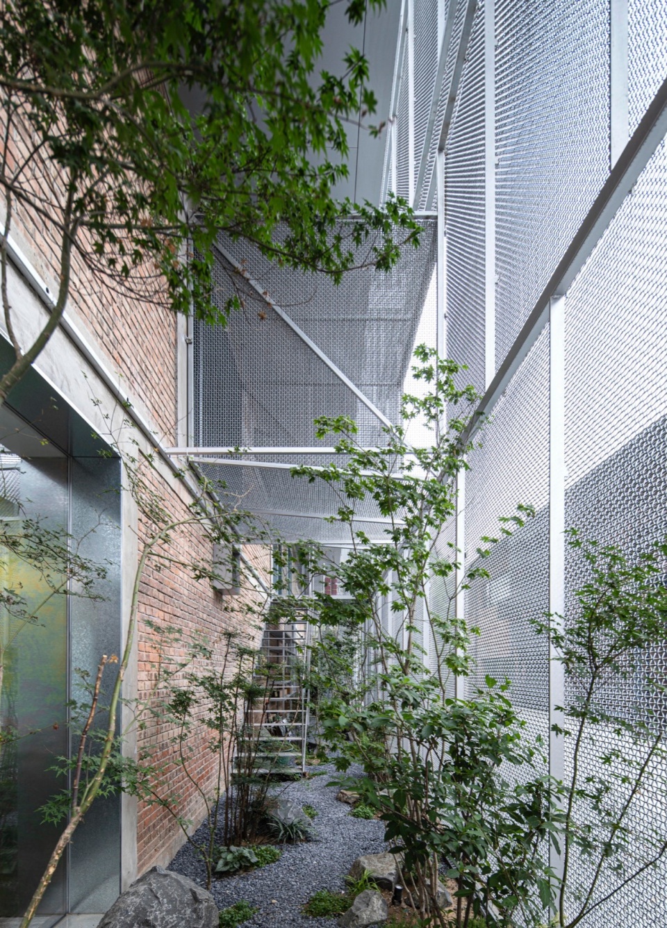 MORE Office Renovation by TAOA