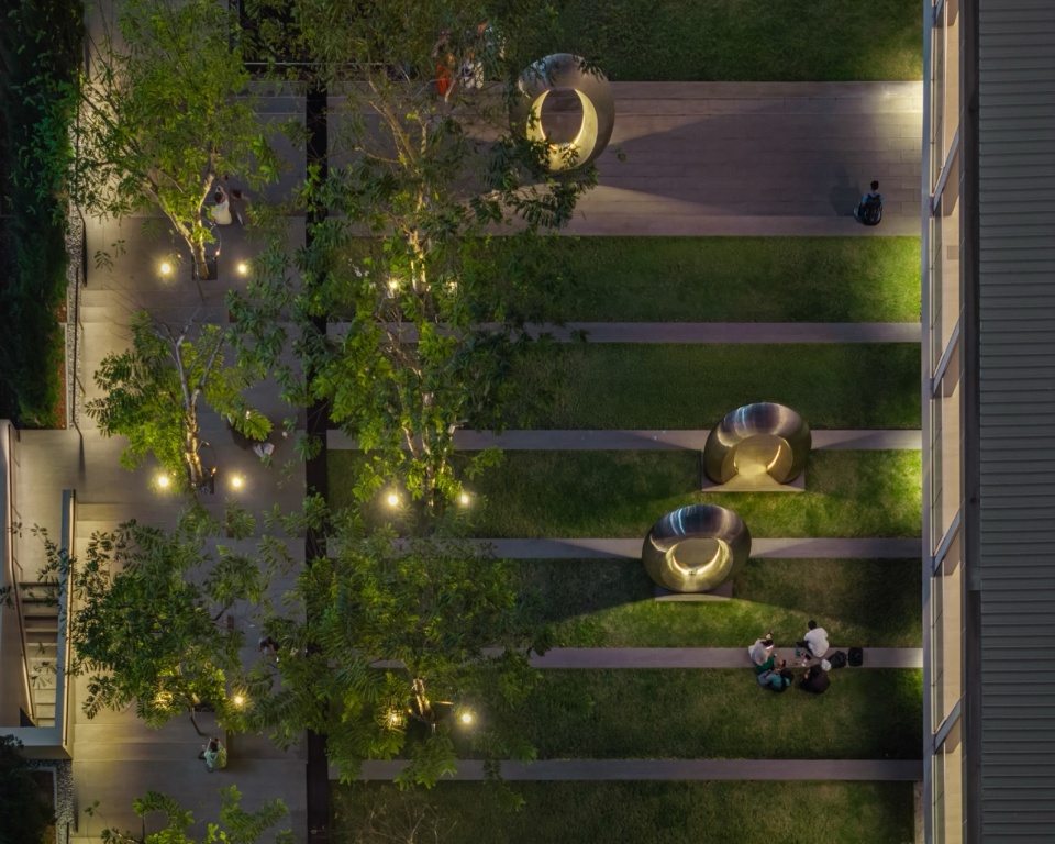 One City Centre by Shma Company Limited