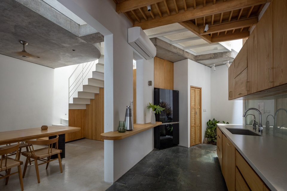 th house by oddo architects