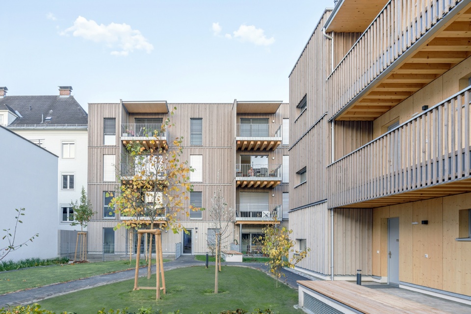 Living in Timber Structures
