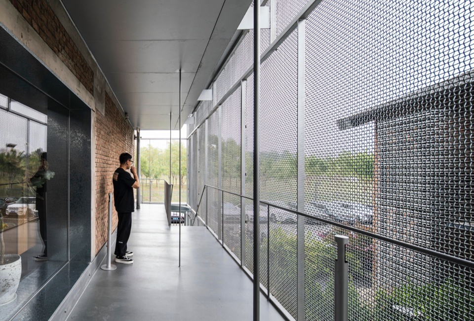 MORE Office Renovation by TAOA