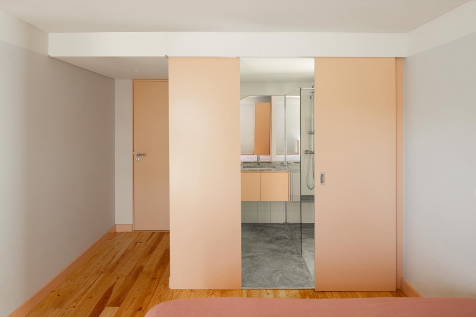 casa do alpendre by vasco burnay arquitectura