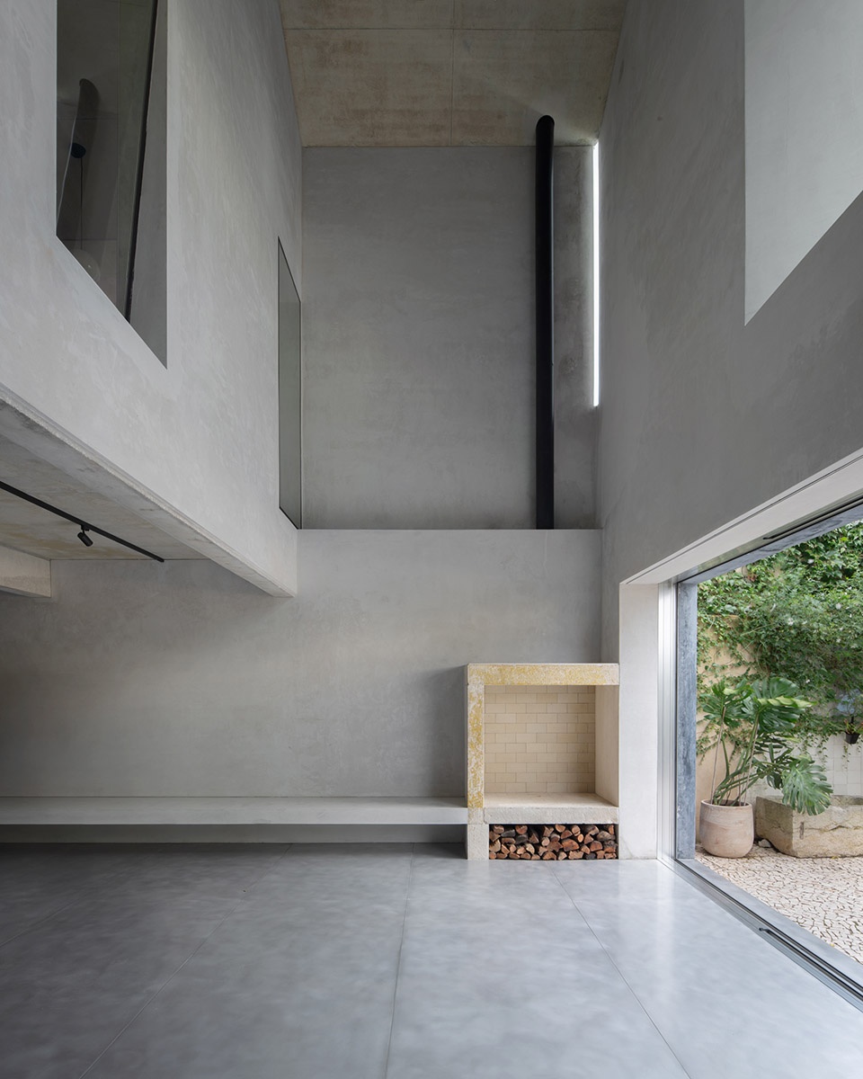 blue house by extrastudio